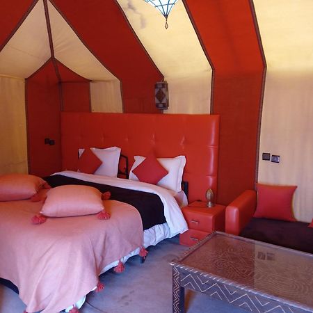 Akabar Luxury Desert Camp メルズーガ エクステリア 写真