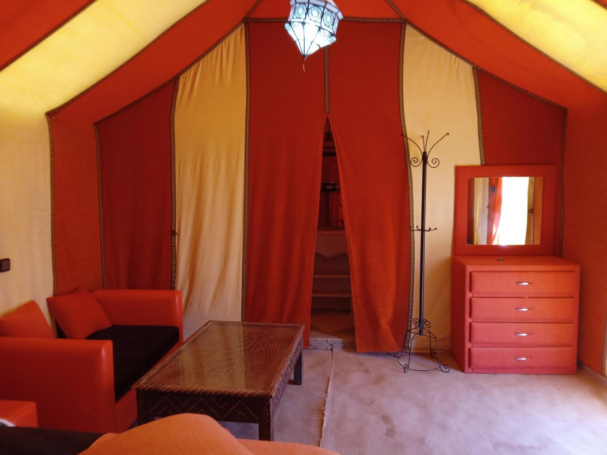 Akabar Luxury Desert Camp メルズーガ エクステリア 写真