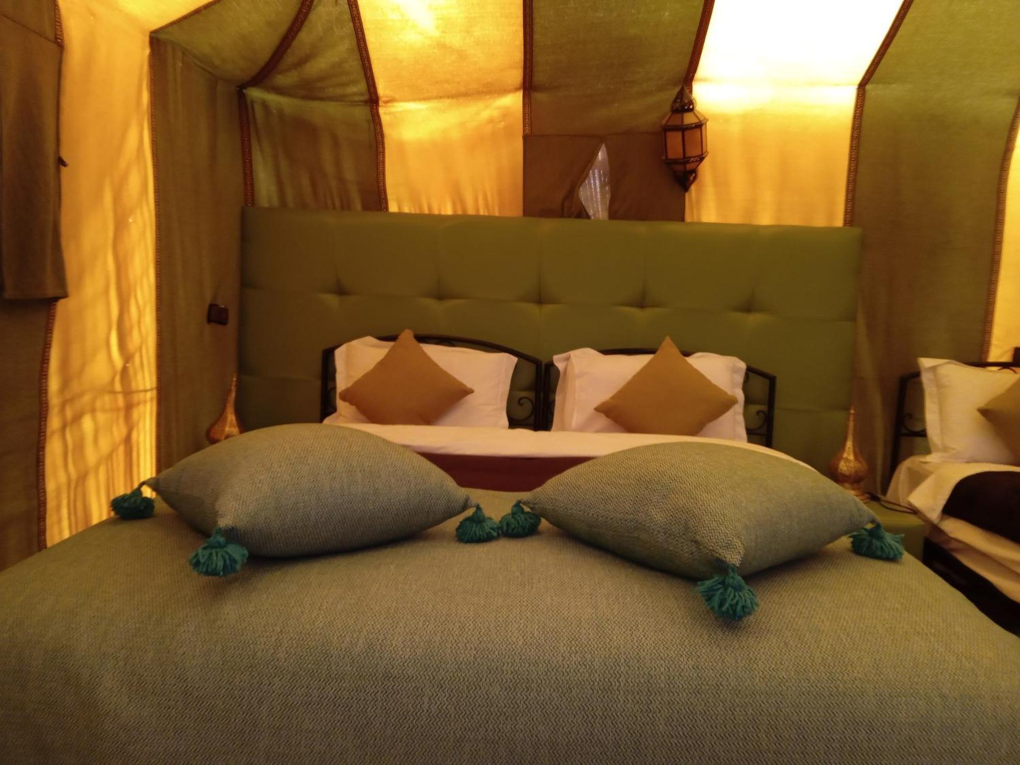 Akabar Luxury Desert Camp メルズーガ エクステリア 写真